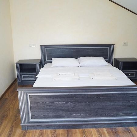 Rosinka Motel Ukrainka Bagian luar foto